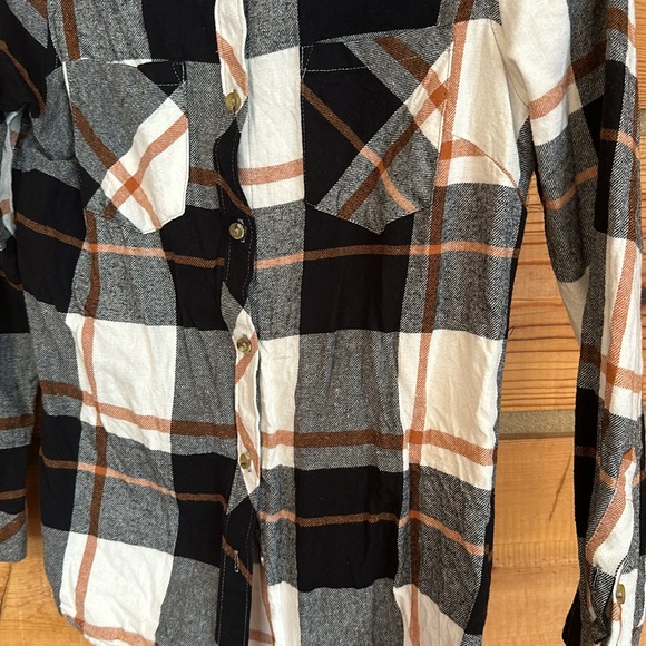 Flannel - Picture 3 of 3